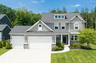 12717 Riverton Road, Grand Haven, MI 49417