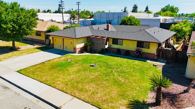 414 S 4th Street, Kerman, CA 93630