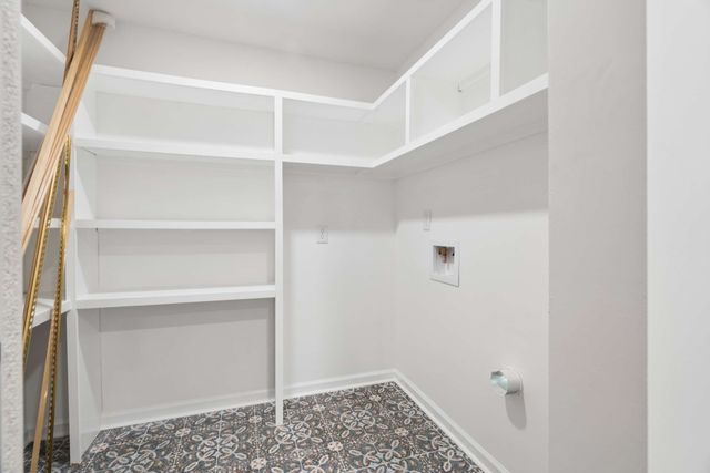 2402 Buchanan St, Nashville, TN 37208