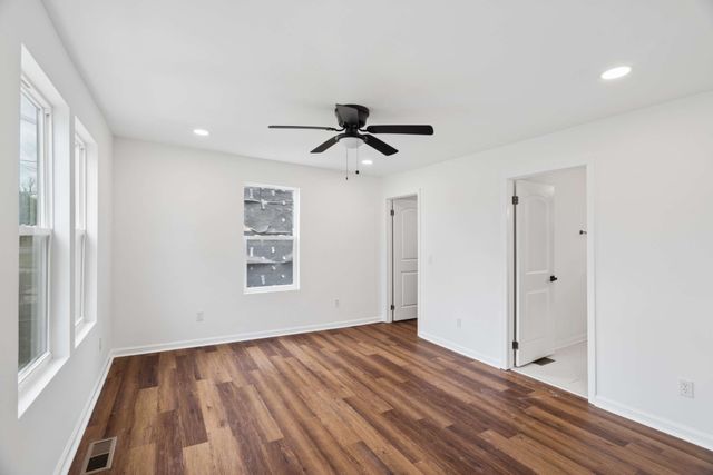 2402 Buchanan St, Nashville, TN 37208