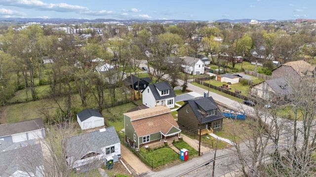 2402 Buchanan St, Nashville, TN 37208