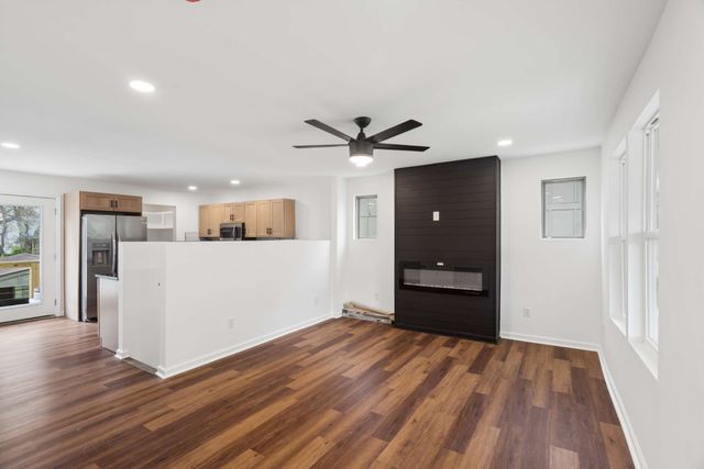 2402 Buchanan St, Nashville, TN 37208