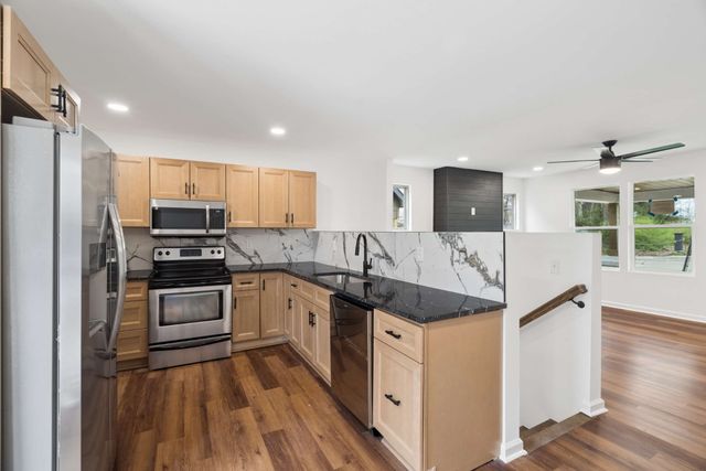 2402 Buchanan St, Nashville, TN 37208