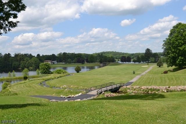 310 Lake Shore South B, Montague Twp., NJ 07827