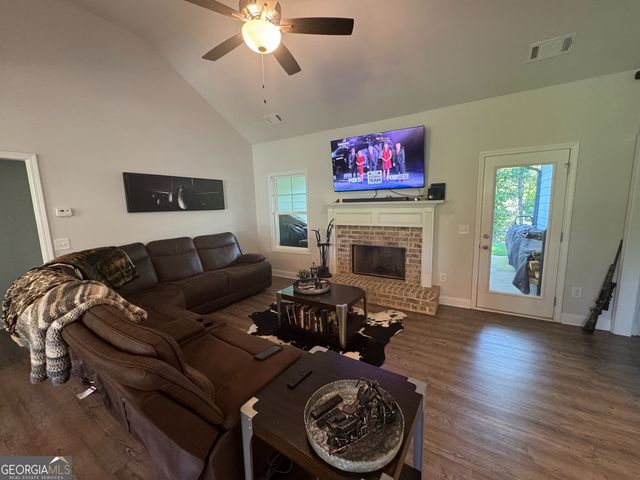 892 Belmont Park Drive, Commerce, GA 30529