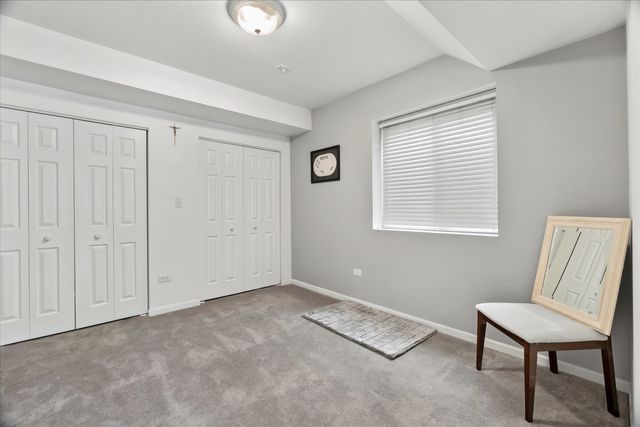 1225 Mallard Lane, Hoffman Estates, IL 60192