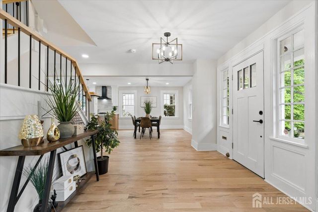 91 Lawrence Avenue, Highland Park, NJ 08904
