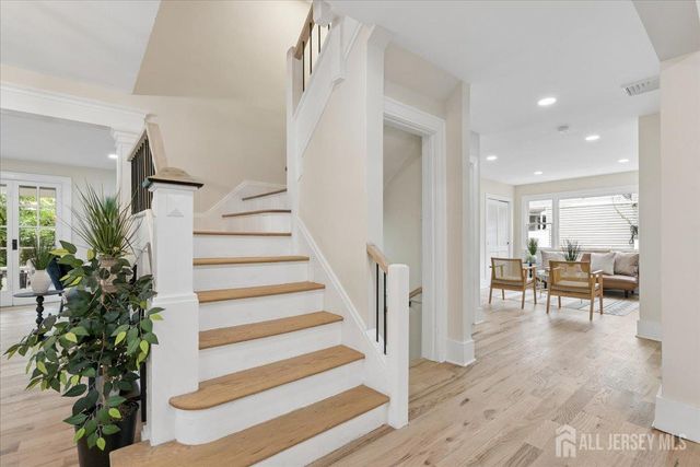 91 Lawrence Avenue, Highland Park, NJ 08904