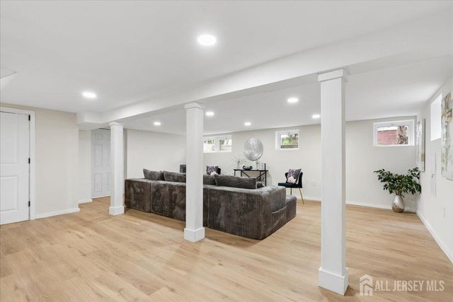 91 Lawrence Avenue, Highland Park, NJ 08904