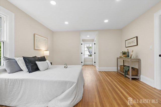 91 Lawrence Avenue, Highland Park, NJ 08904