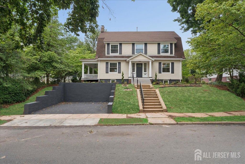 91 Lawrence Avenue, Highland Park, NJ 08904