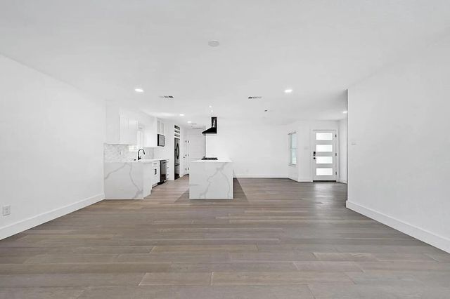 3600 Alexandria DR, Austin, TX 78749