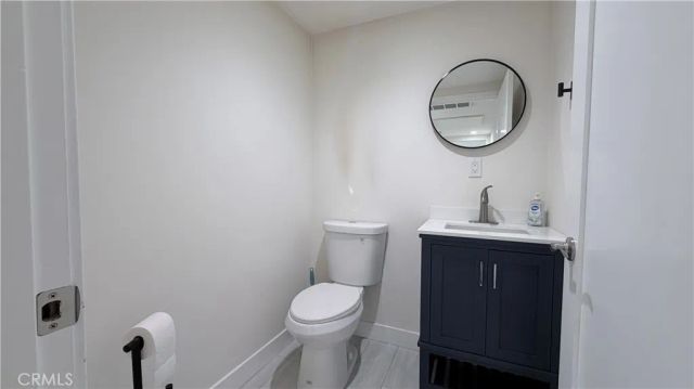 20210 Hartland Street, Winnetka, CA 91306