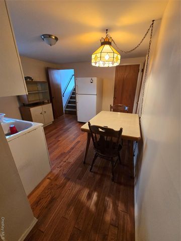 715 McCall Avenue, West Islip, NY 11795