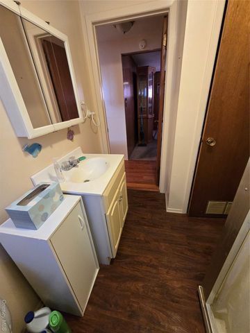 715 McCall Avenue, West Islip, NY 11795