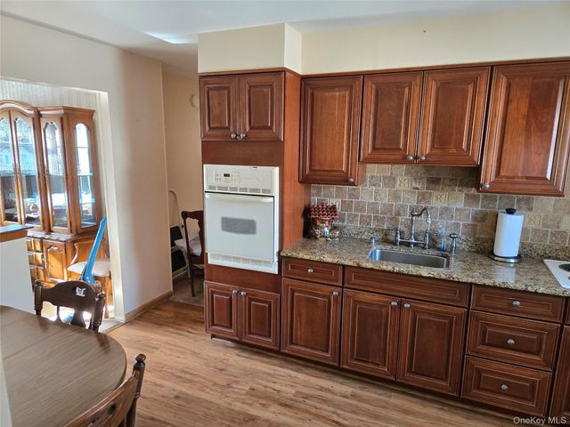 715 McCall Avenue, West Islip, NY 11795