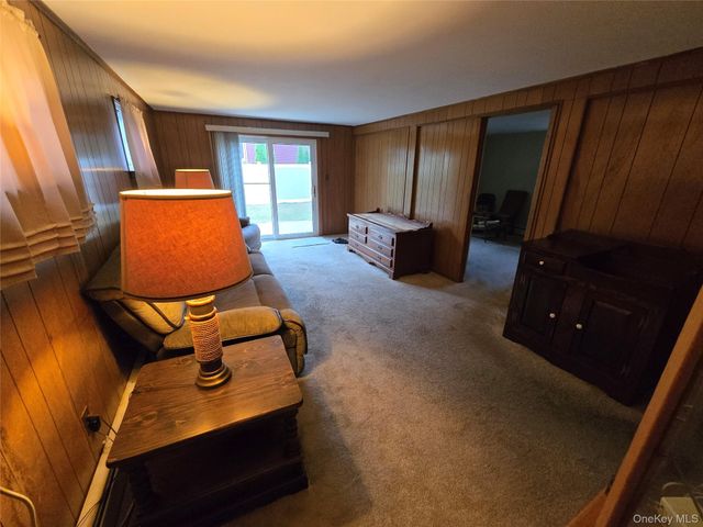 715 McCall Avenue, West Islip, NY 11795