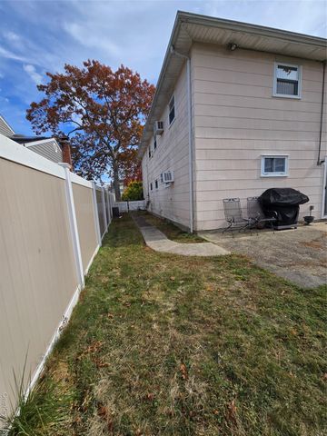 715 McCall Avenue, West Islip, NY 11795