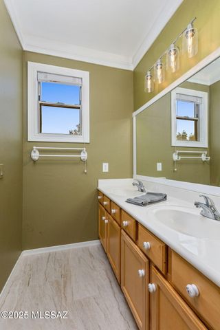 7831 E Solace Place, Tucson, AZ 85750