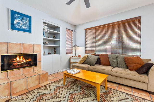 7831 E Solace Place, Tucson, AZ 85750