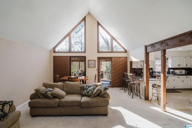 112 WHITECAP CIRCLE, Alabaster, AL 35007