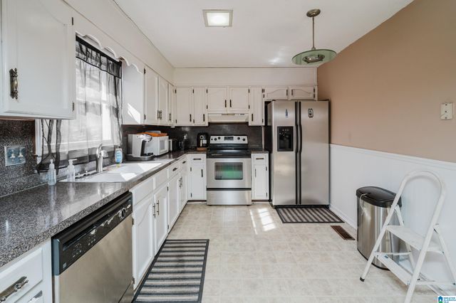 112 WHITECAP CIRCLE, Alabaster, AL 35007