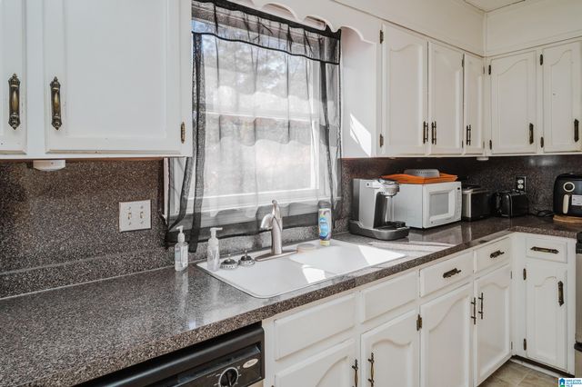 112 WHITECAP CIRCLE, Alabaster, AL 35007