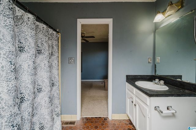 112 WHITECAP CIRCLE, Alabaster, AL 35007