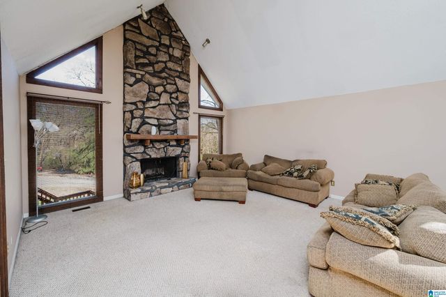 112 WHITECAP CIRCLE, Alabaster, AL 35007