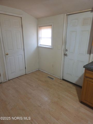 161 Mettler Street, Toledo, OH 43608