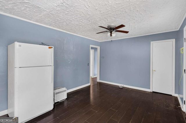 2321 Pine Circle Drive, Gainesville, GA 30504
