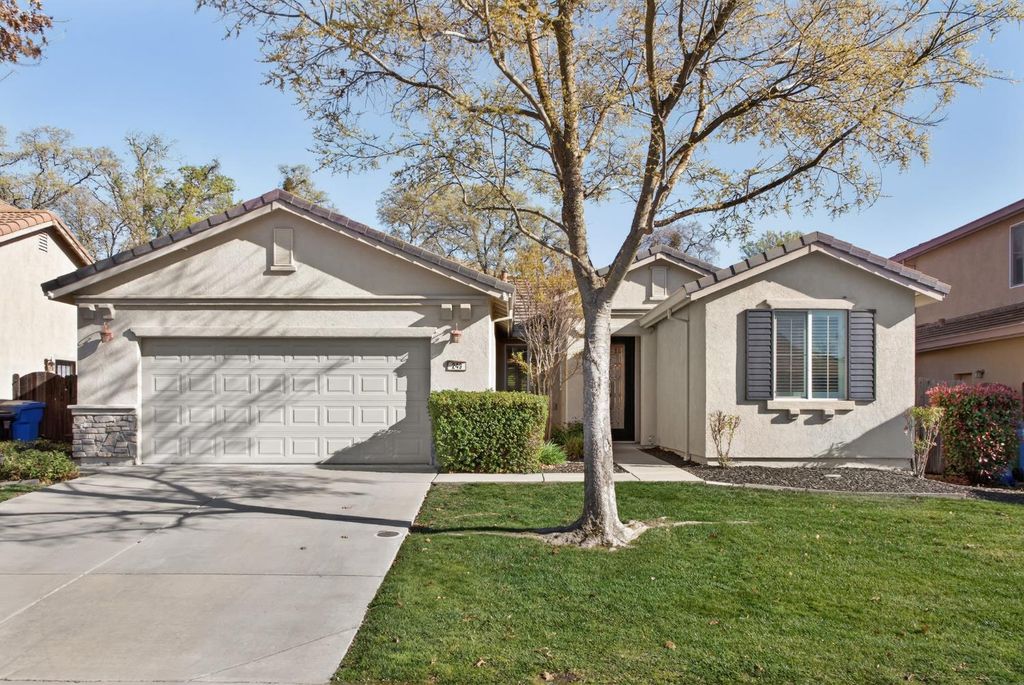 249 Gold King Dr, Valley Springs, CA 95252