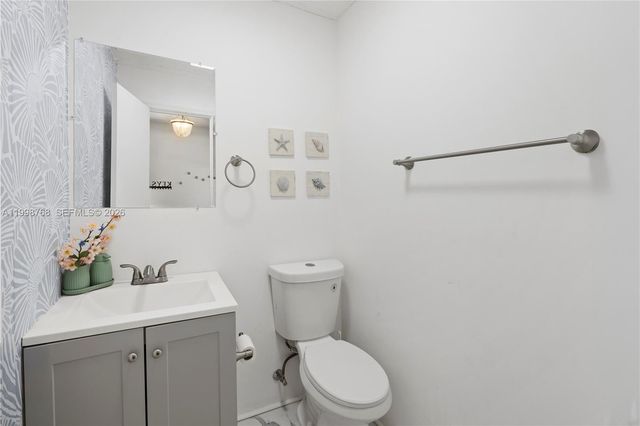 1413 Majesty Ter, Weston, FL 33327