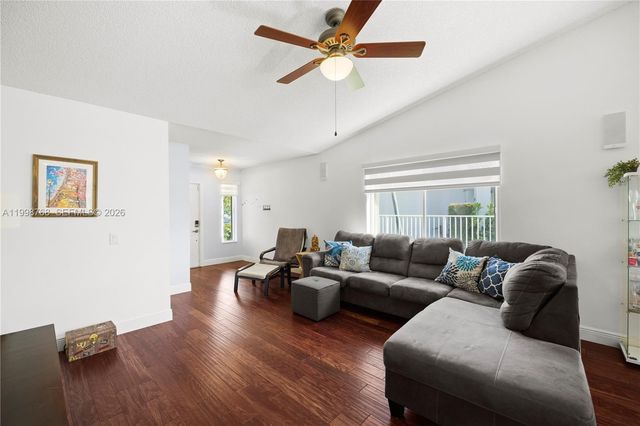 1413 Majesty Ter, Weston, FL 33327