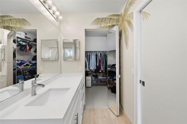 1413 Majesty Ter, Weston, FL 33327