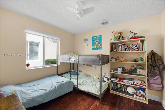 1413 Majesty Ter, Weston, FL 33327