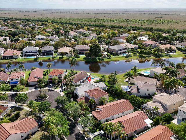 1413 Majesty Ter, Weston, FL 33327