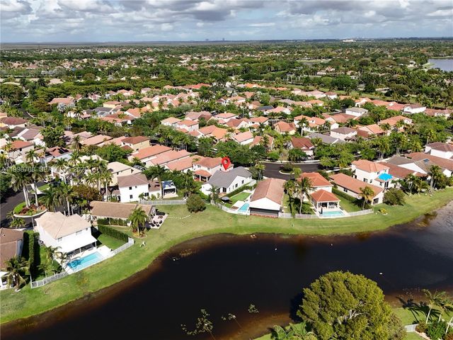 1413 Majesty Ter, Weston, FL 33327