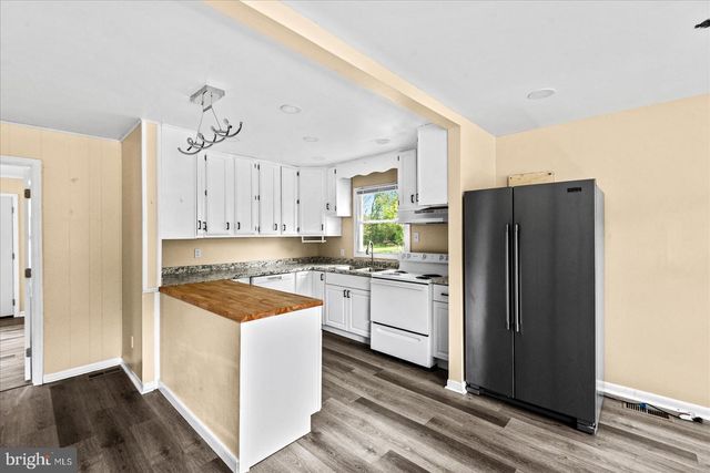 30113 SPARTA RD, Milford, VA 22514