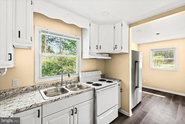 30113 SPARTA RD, Milford, VA 22514