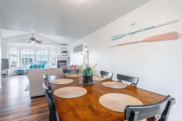 952 Wawona Avenue SE, Ocean Shores, WA 98569