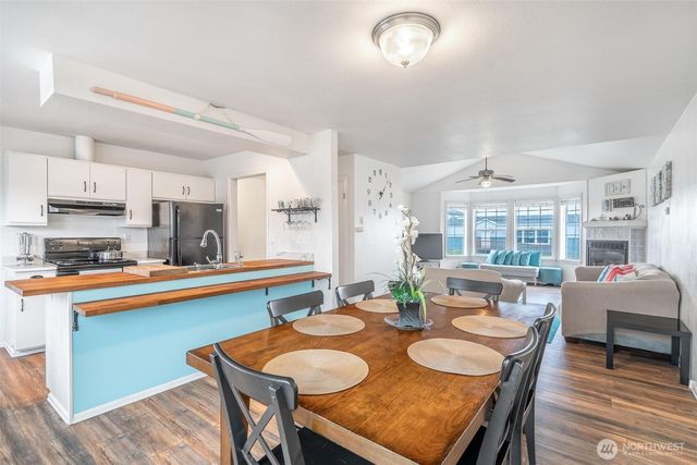 952 Wawona Avenue SE, Ocean Shores, WA 98569