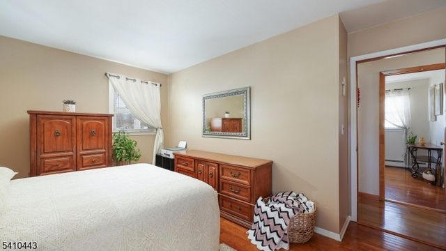 116 Willow Ave, Garwood Boro, NJ 07027