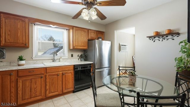 116 Willow Ave, Garwood Boro, NJ 07027