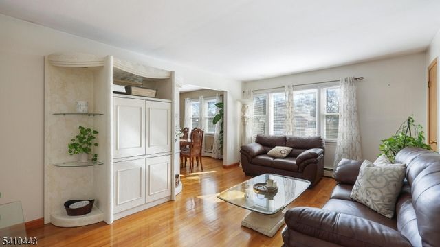 116 Willow Ave, Garwood Boro, NJ 07027