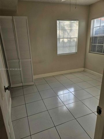 3431 SW 4th St 1, Miami, FL 33135
