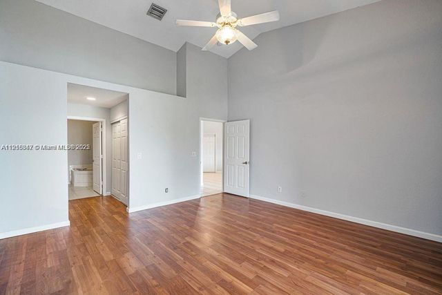 2437 S Coral Trace Cir 2437, Delray Beach, FL 33445