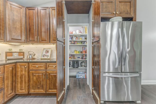 1505 Anthony Avenue, Dalton, GA 30720