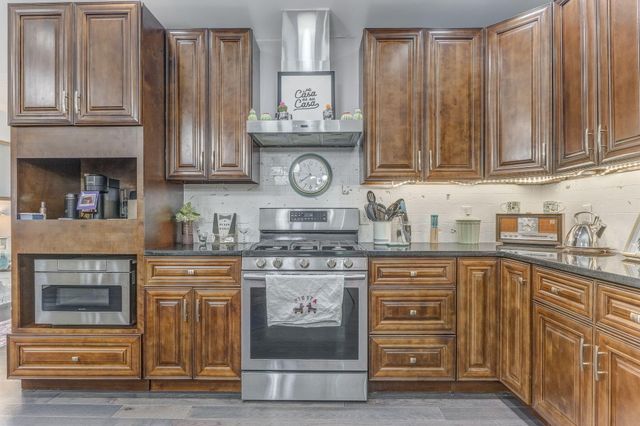 1505 Anthony Avenue, Dalton, GA 30720