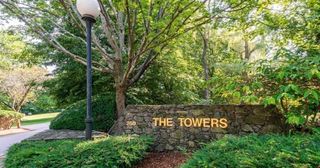 250 Hammond Pond Parkway 812 N, Newton, MA 02467